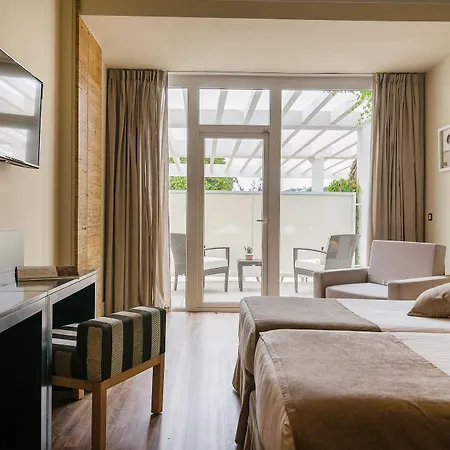 Hotel Alga 4*