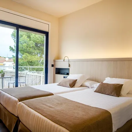 Alga Hotel 4*