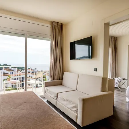 Alga Hotel 4*