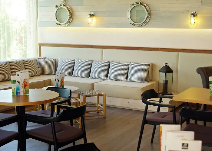 Alga Calella De Palafrugell