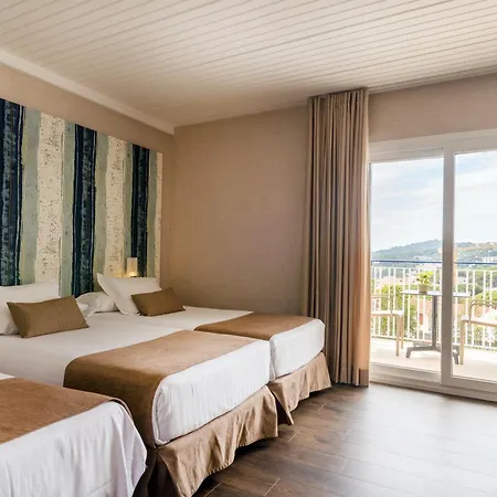 Alga Hotel 4*