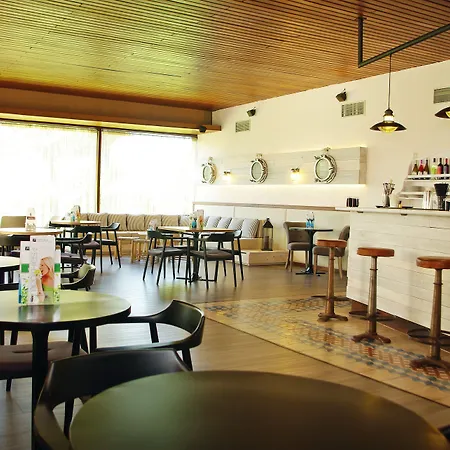 Alga Hotel 4*