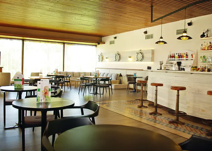 Alga Hotel 4*